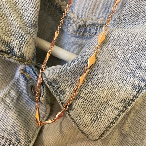 Rose gold necklace - Picture 5 of 10